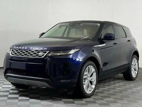 Used 2023 Land Rover Range Rover Evoque SE image 2