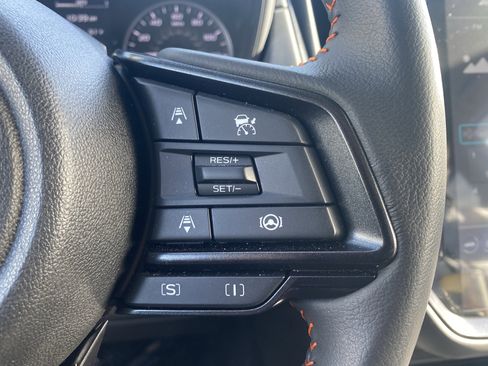 Certified 2025 Subaru Crosstrek 2.5i Limited image 12