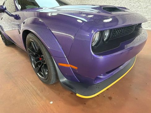 Used 2023 Dodge Challenger SRT Hellcat RWD image 9