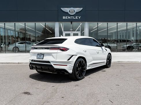 Used 2024 Lamborghini Urus S AWD/4WD image 3