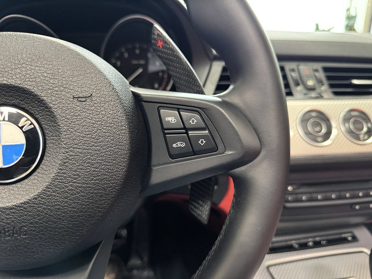 Used 2013 BMW Z4 sDrive35i RWD image 44