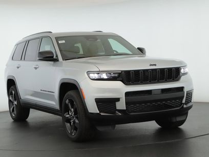 New 2025 Jeep Grand Cherokee L Altitude