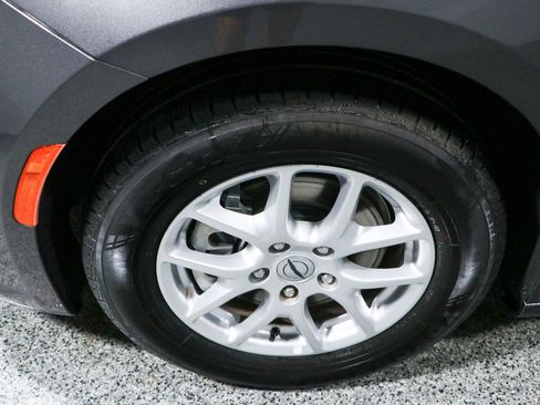 Used 2022 Chrysler Pacifica Touring-L FWD image 11