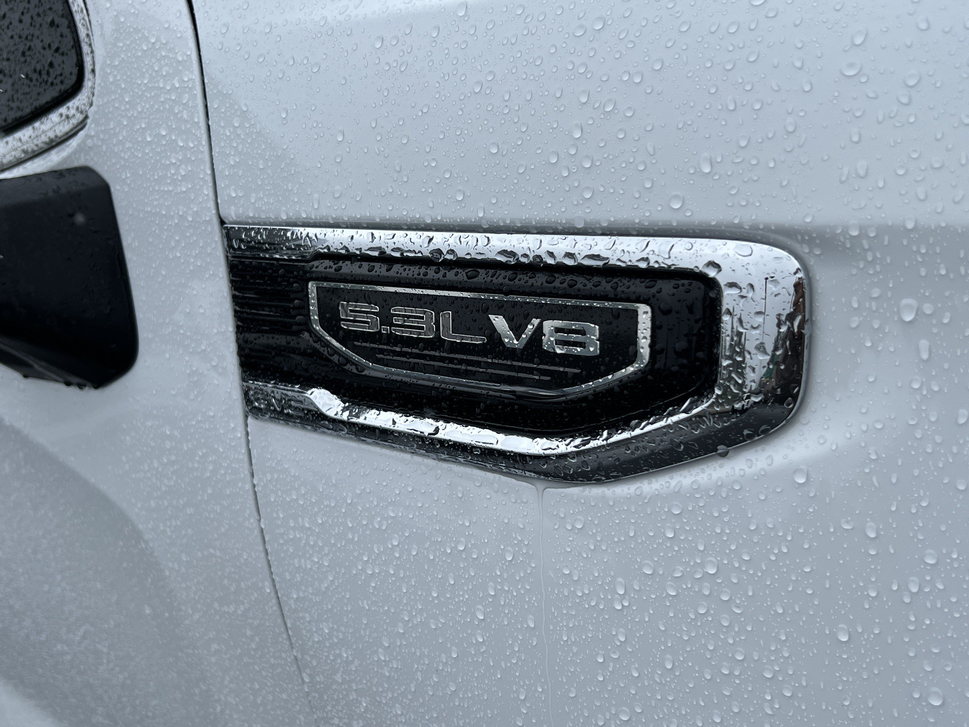 Used 2023 GMC Sierra 1500 SLT w/ SLT Convenience Package AWD/4WD image 9