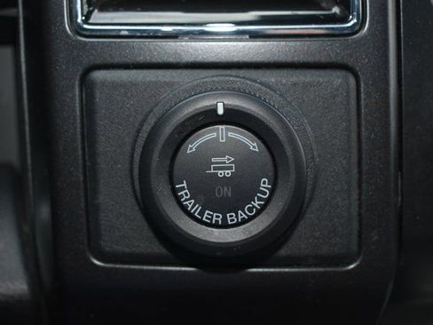 Used 2021 Ford Expedition Limited image 25