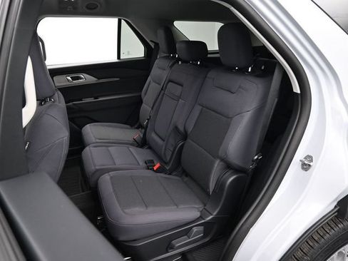 Used 2026 Ford Explorer Active RWD image 24