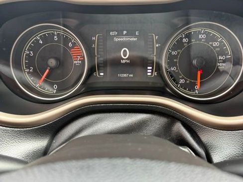 Used 2016 Jeep Cherokee Sport AWD/4WD image 21