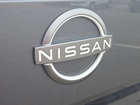 Used 2023 Nissan Frontier SV AWD/4WD image 36