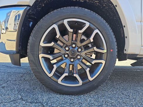 New 2026 RAM 1500 Limited w/ Trailer Tow Group image 31