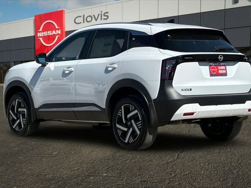 New 2026 Nissan Kicks SV image 7