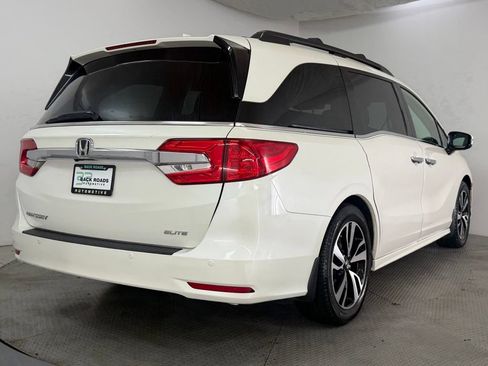 Used 2018 Honda Odyssey Elite image 9