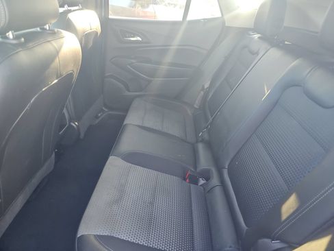 Used 2024 Chevrolet Trax LT FWD image 14