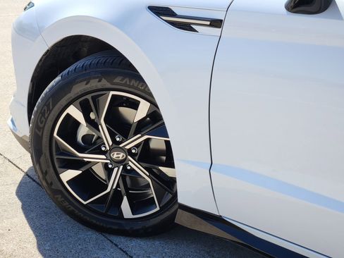 Used 2024 Hyundai Sonata SEL image 14