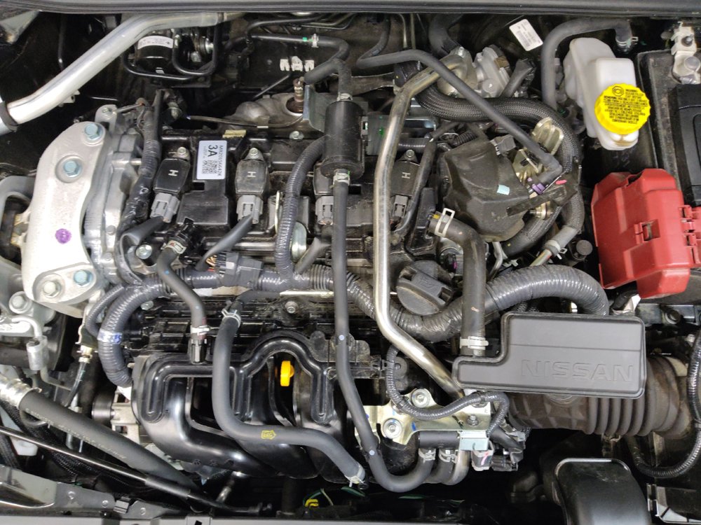 Used 2025 Nissan Sentra SV FWD image 30