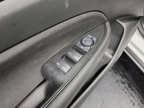 Used 2019 Buick Regal Preferred w/ Sights and Sounds Package FWD image 14