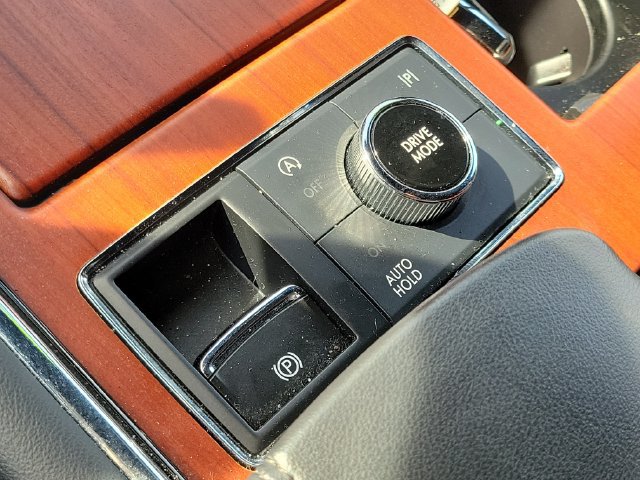 Certified 2022 Lincoln Navigator 4WD image 23