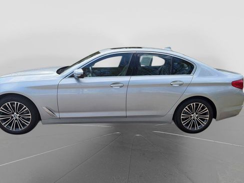 Used 2019 BMW 530i w/ Convenience Package RWD image 2