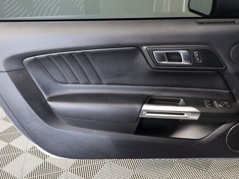 Used 2022 Ford Mustang GT Premium RWD image 11