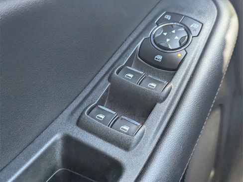 Used 2022 Ford Edge SEL image 16