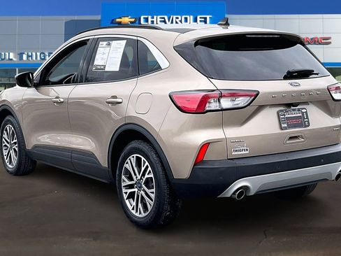 Used 2021 Ford Escape SEL w/ Technology Package image 4