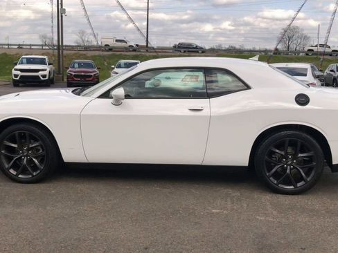 Used 2021 Dodge Challenger SXT w/ Blacktop Package RWD image 4