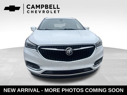 Used 2020 Buick Enclave Essence w/ Sound and Sites Package FWD image 8