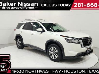 Used 2023 Nissan Pathfinder SL