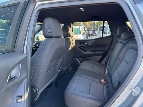 Used 2026 Chevrolet Equinox LT image 11