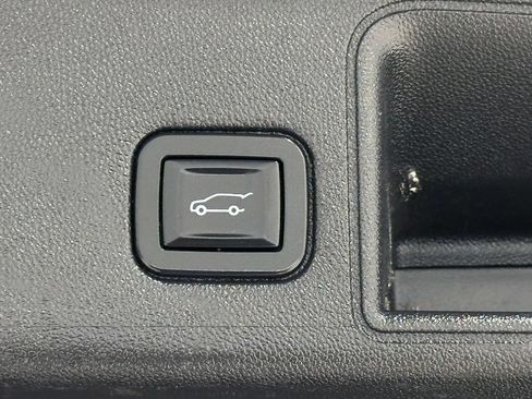 Used 2019 GMC Terrain SLE w/ Driver Convenience Package AWD/4WD image 13