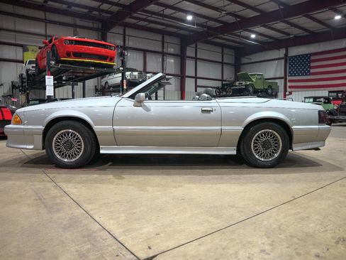 Used 1988 Ford Mustang LX image 4