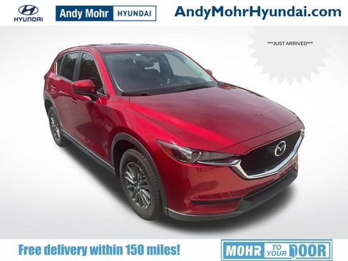 Used 2017 MAZDA CX-5 Touring FWD image 1