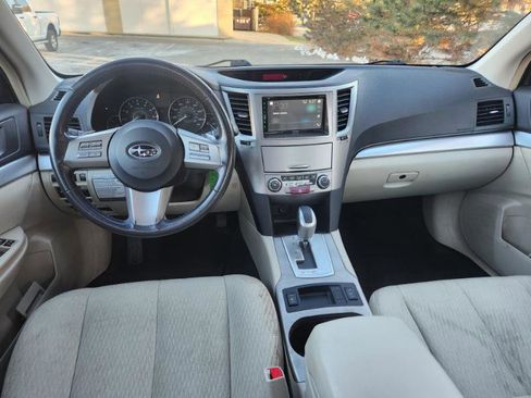 Used 2011 Subaru Legacy 2.5i Premium image 9