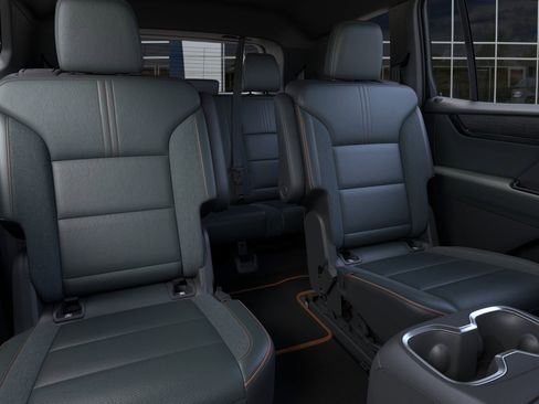 New 2026 GMC Acadia AT4 image 18
