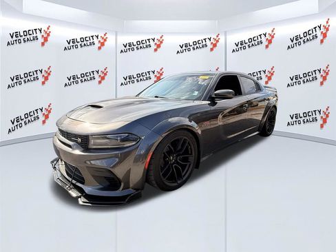 Used 2020 Dodge Charger Scat Pack RWD image 8