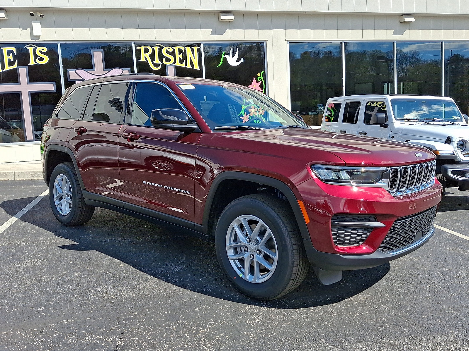 New 2026 Jeep Grand Cherokee Laredo X AWD/4WD image 2