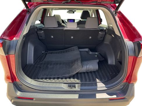 Certified 2023 Toyota RAV4 XLE w/ Convenience Package AWD/4WD image 19