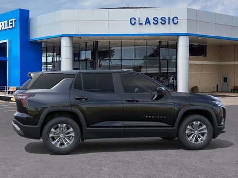 New 2026 Chevrolet Equinox LT w/ Convenience Package II FWD image 5