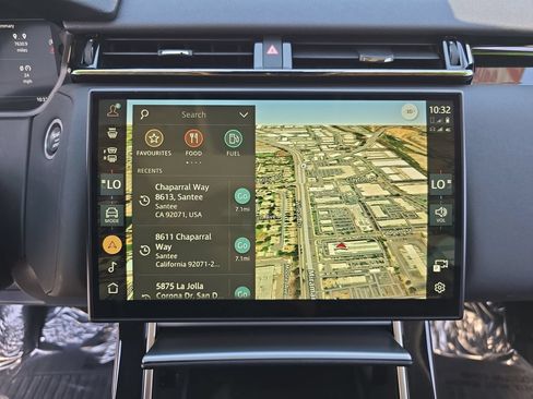 Used 2024 Land Rover Range Rover Velar S AWD/4WD image 23