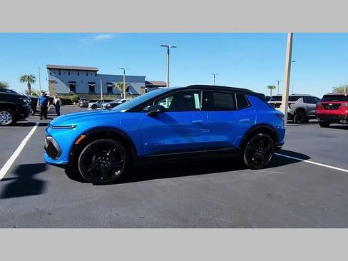 New 2026 Chevrolet Equinox EV RS image 21