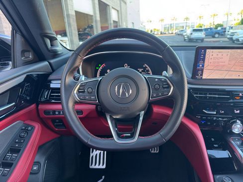 Used 2025 Acura MDX A-Spec image 9