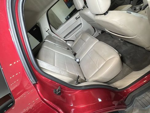 Used 2008 Ford Escape XLT FWD image 25