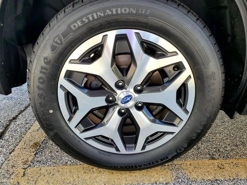 Used 2022 Subaru Forester Premium AWD/4WD image 18