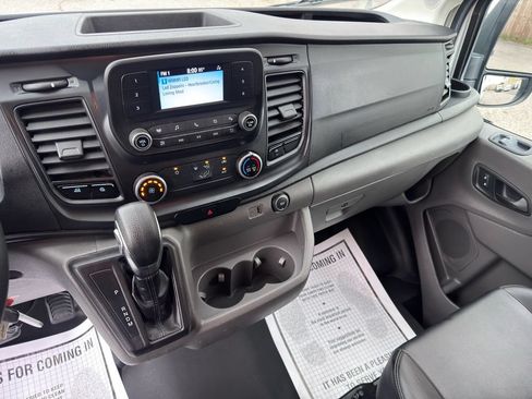 Used 2020 Ford Transit 250 Low Roof AWD image 20