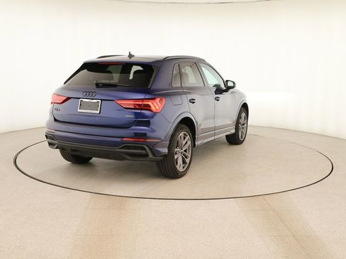 Certified 2025 Audi Q3 2.0T Premium w/ Convenience Package image 6