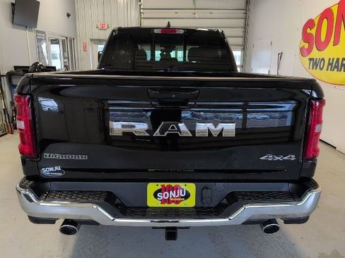 New 2026 RAM 1500 4x4 Crew Cab image 3