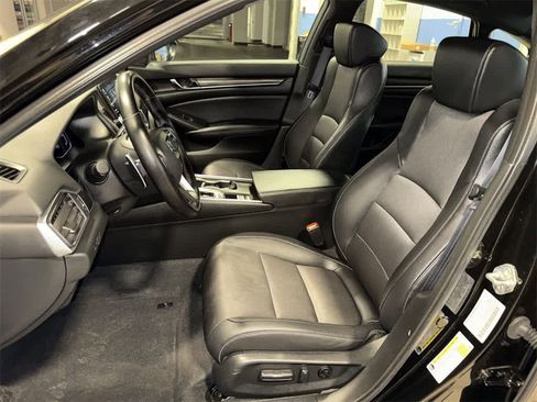 Used 2020 Honda Accord Sport image 15