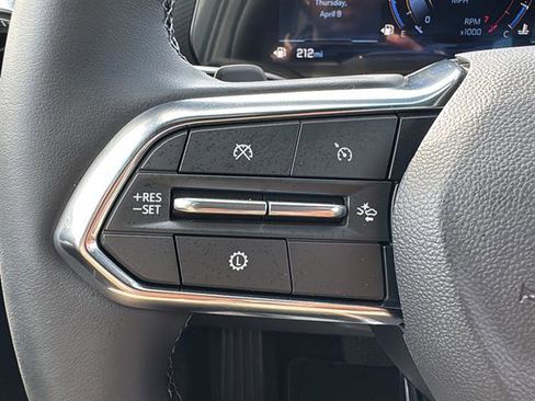 New 2026 Chevrolet Equinox LT w/ Convenience Package II FWD image 18