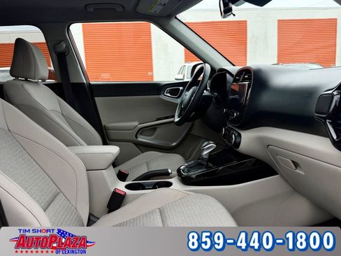Used 2024 Kia Soul EX FWD image 39