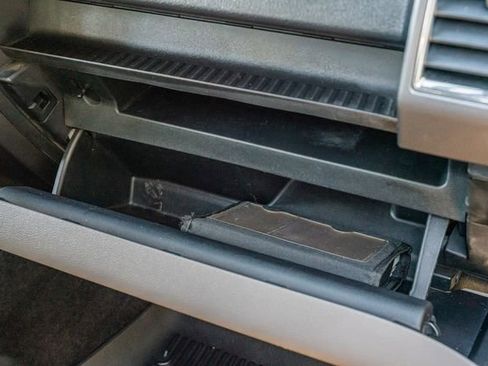 Used 2015 Ford F150 XLT w/ Equipment Group 302A Luxury image 46