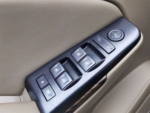 Used 2020 GMC Yukon SLE w/ SLE Value Package image 20